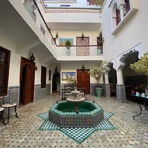 Pensión Dar Teranga &